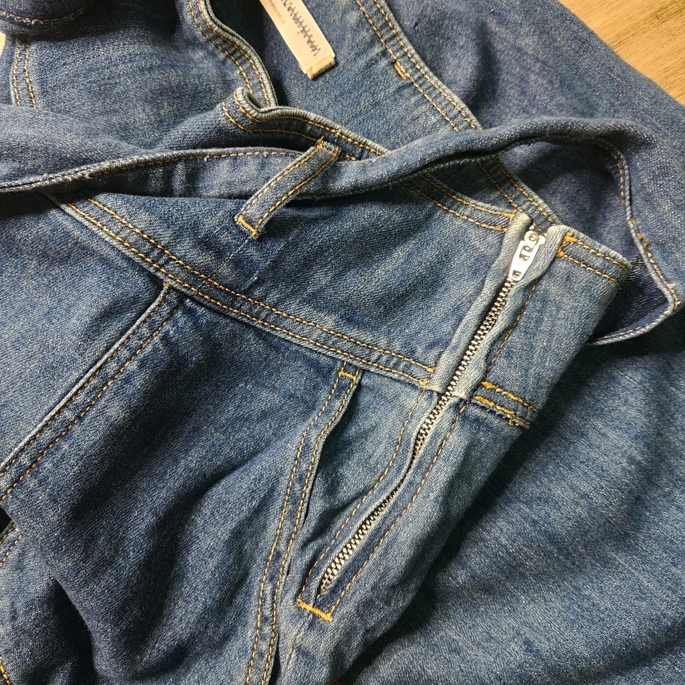 Pilcro Anthropologie High-Rise Wide-Leg Cropped Belted Jeans Sz 28 - Picture 7 of 13